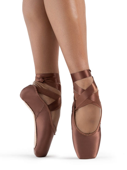 Ava Pointe Shoe with #2.5 Shank and Broad Toe Box - Capezio Recommended