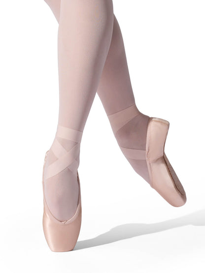 Développé Pointe Shoe with #3 Shank and Moderate Toe Box - Capezio Classic